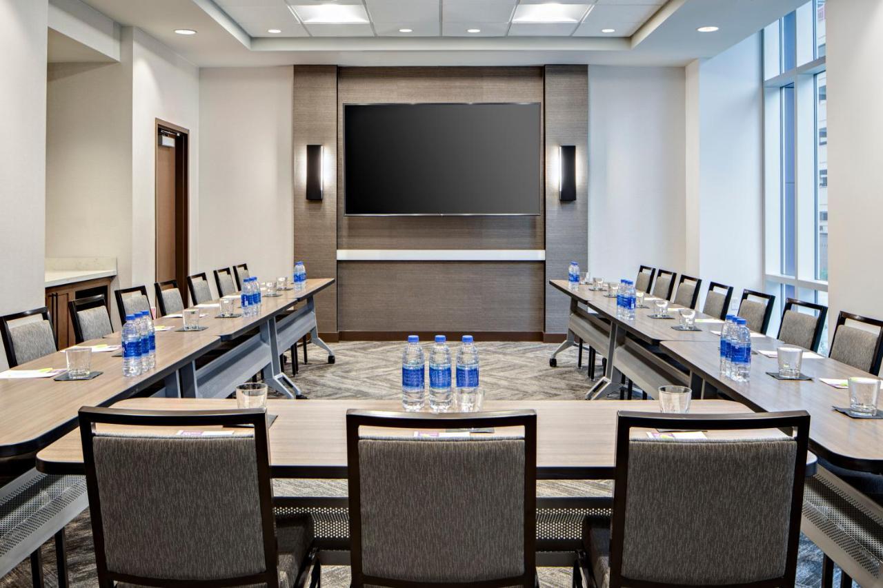 Hyatt Place Grand Rapids Downtown Bagian luar foto