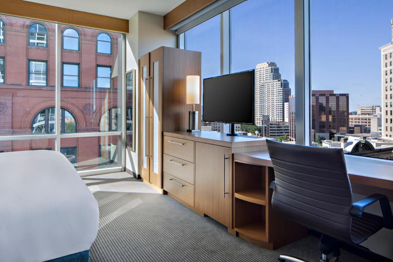 Hyatt Place Grand Rapids Downtown Bagian luar foto